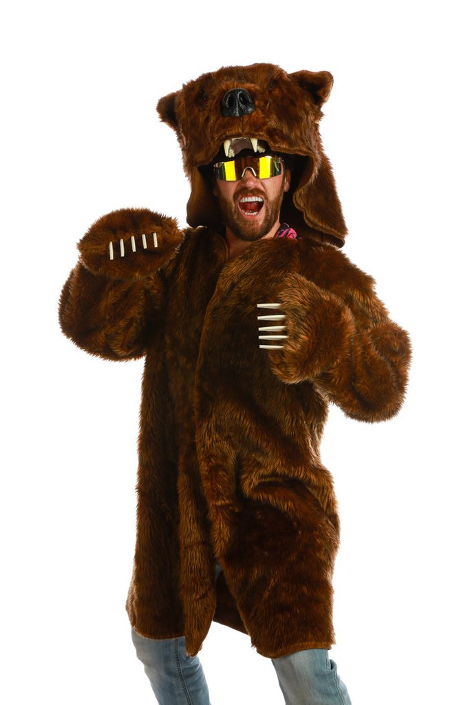 16 Hilarious men's halloween costumes - Bear Coat