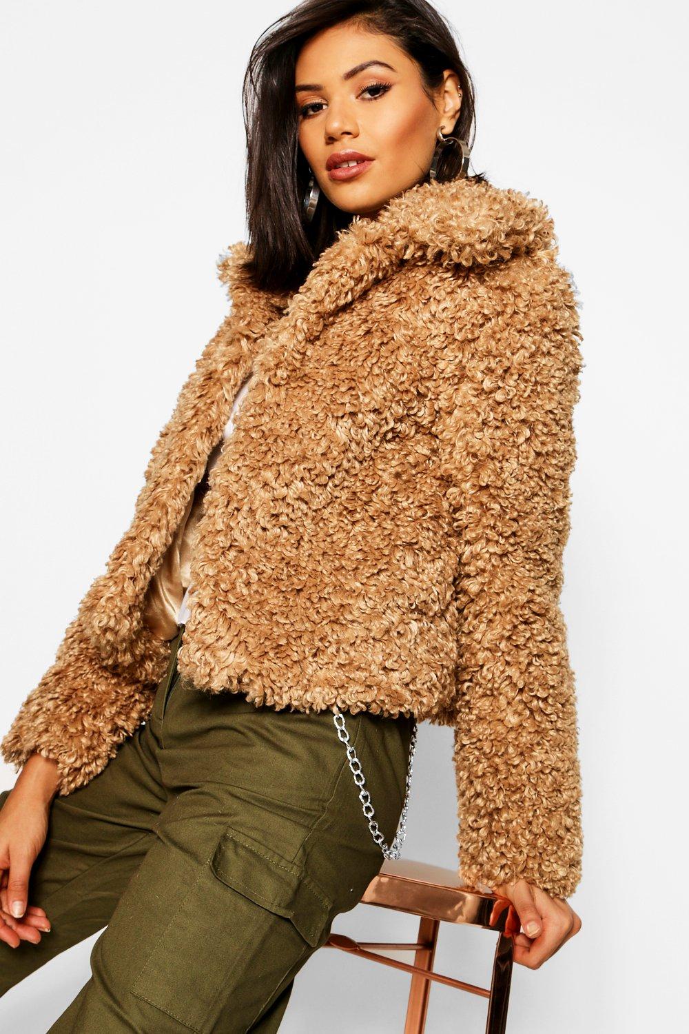 How to Style a Teddy Coat: 9 Outfit Ideas for this Fall/Winter